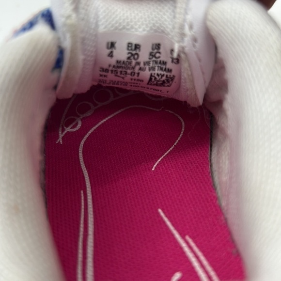 Infant Puma slip on low tops with stretch laces - Picture 9 of 9